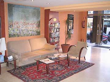 Husa Moncloa Hotel 4*